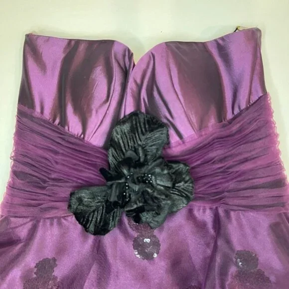 NWT SHERRI HILL Plum Colored Beads/Sequins Short Tulle Skirt Sweetheart Dress 4‎